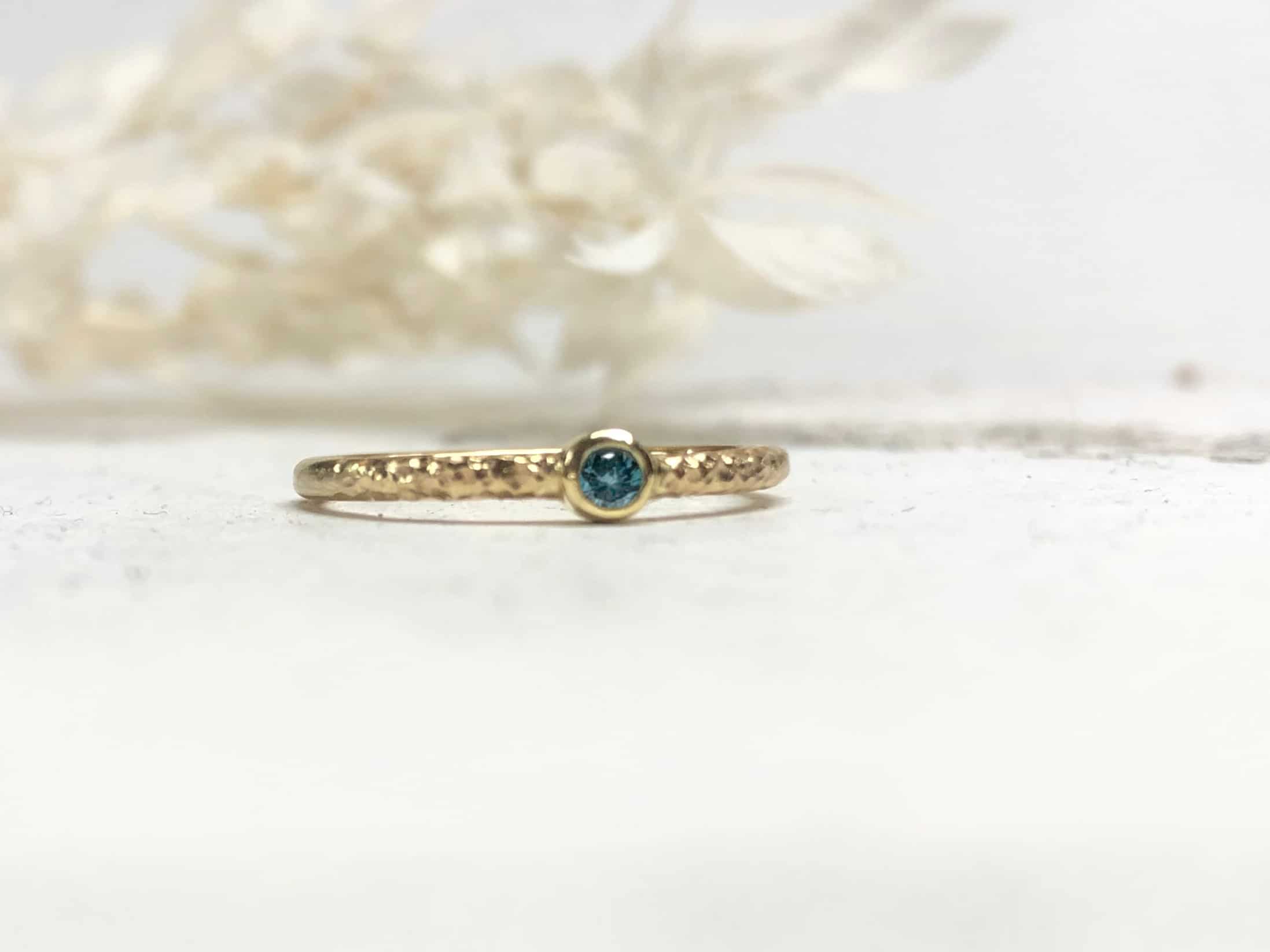 Rosegoldring mit blauem Stein "Thetes 2" 10 Verlobungsring mit blauem Stein Thetes 2