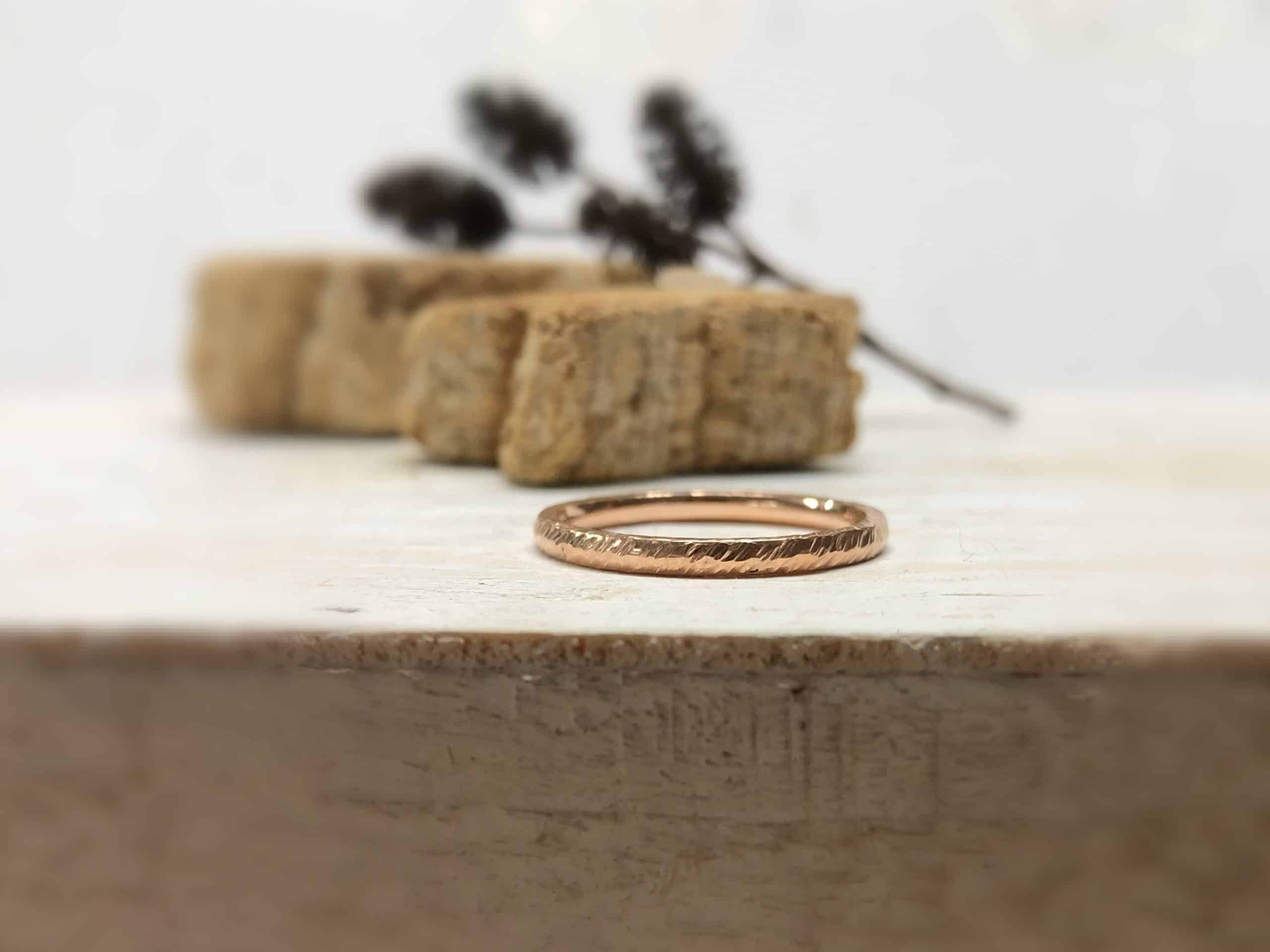 Verlobungsring mit Linien "Carnea" 2 Verlobungsring mit Linien "Carnea" – Bild 2