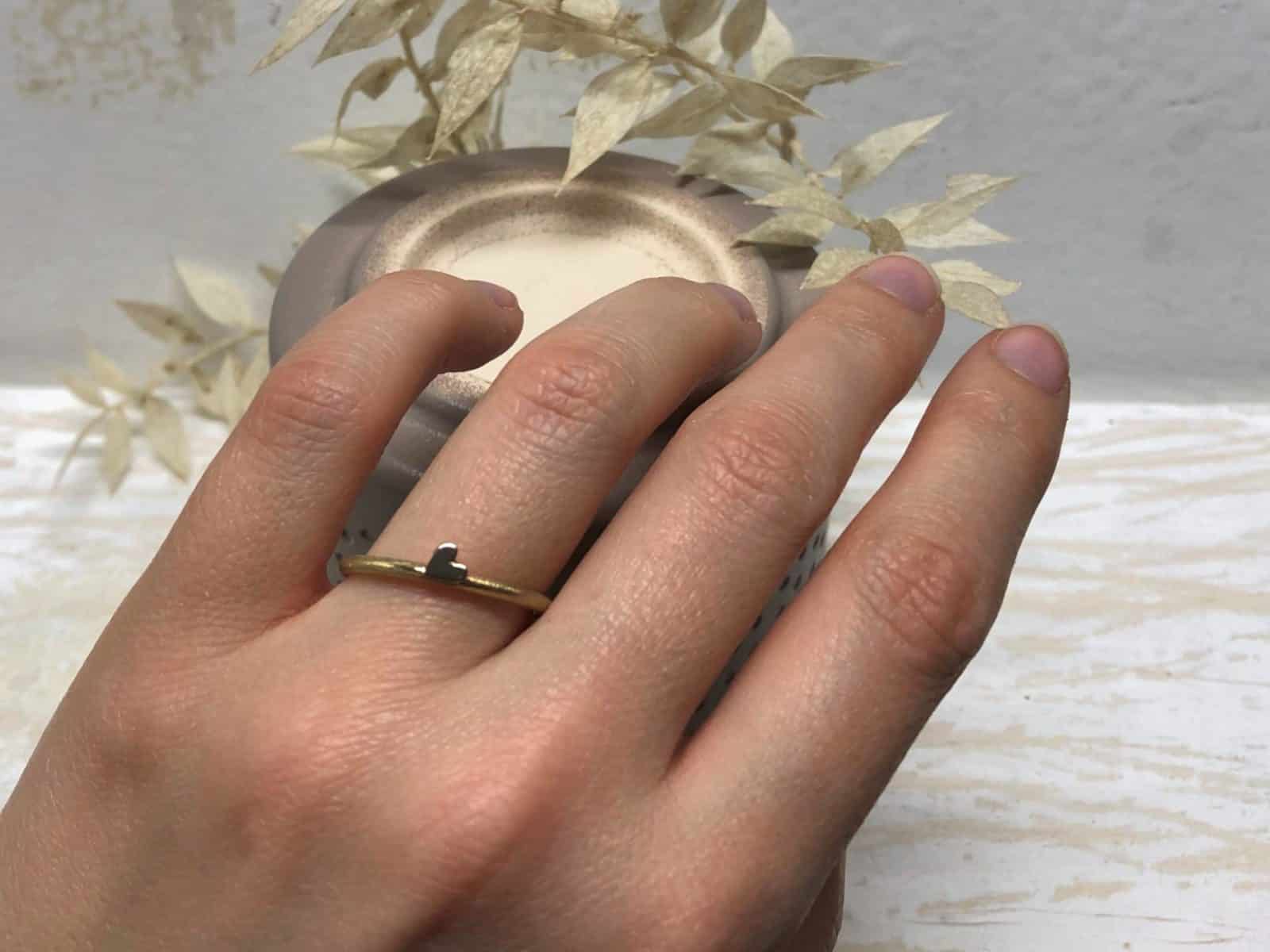 Ring mit schrägem Herz "Ellara 2" 2 Ring mit schrägem Herz "Ellara 2" – Bild 2