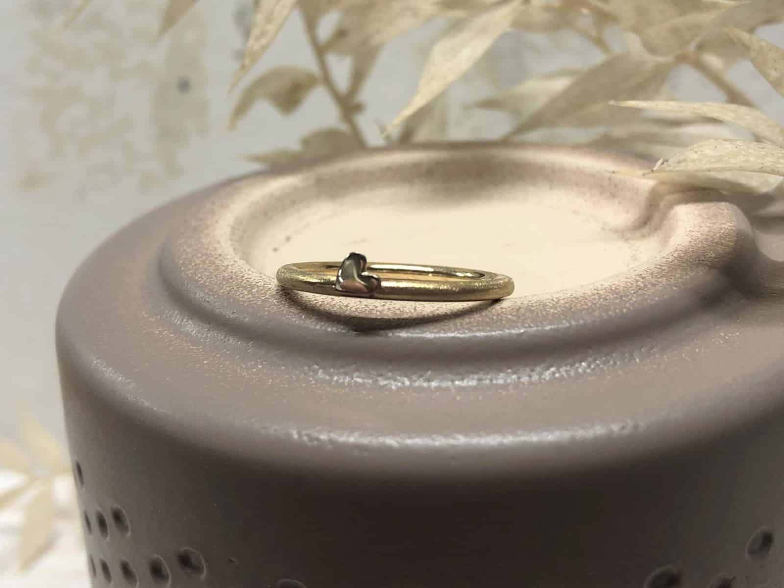 Ring mit schrägem Herz "Ellara 2" 4 Ring mit schrägem Herz "Ellara 2" – Bild 4