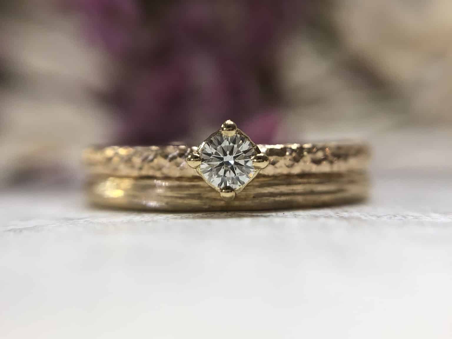 Rosegoldring mit Stein "Favora" 11 Vorsteckring und Verlobungsring aus Rosegold Favora